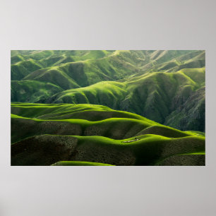 BIRD'S OOG UITZICHT FOTOGRAFIE VAN GROENMOUNTAINEN POSTER