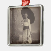 Birmese dame metalen ornament (Links)