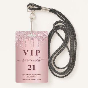 Birthday blush roze glitter druppelt naam vip badge