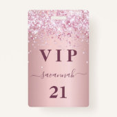Birthday blush roze glitter stofnaam vip badge (Voorkant)