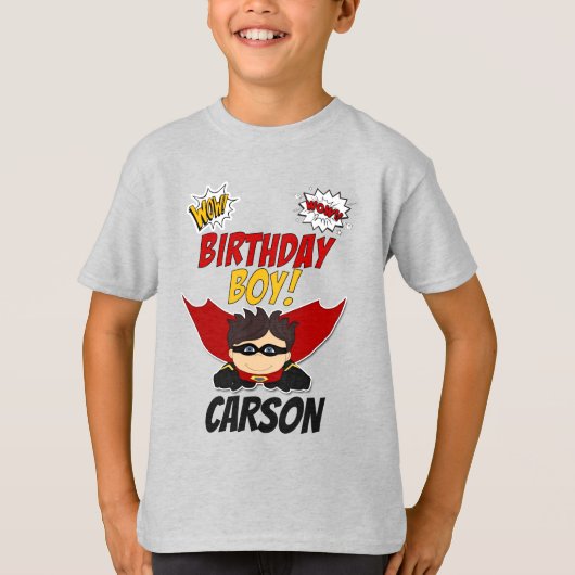 Birthday Boy Comic Book Superheld met naam T-shirt (Voorkant)