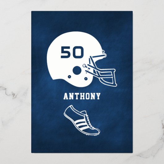 Birthday Chalkboard, Football van de marine en zil Folie Uitnodiging (Voorkant)