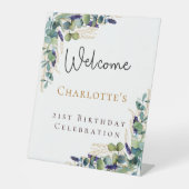 Birthday eucalyptus greenery welkomstscript reclamebord met voetstuk (Voorkant)
