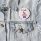 Birthday Gal Polka Dot Cupcake Ronde Button 5,7 Cm (In situ)