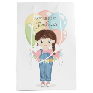 Birthday Girl in Overalls Brunette Medium Cadeauzakje