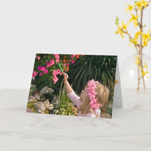 Birthday Girl-tekenbloem Kaart (Gele Bloem)