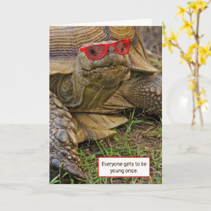 Birthday Humor tortoise in zonnebril Kaart