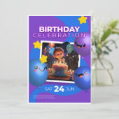 Birthday Invitation (Debout devant)