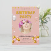 Birthday Invitation  (Debout devant)