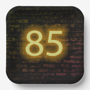 Birthday Neon 85 Sign on Brick Wall Papieren Bordje