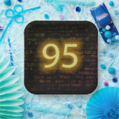 Birthday Neon 95 Sign on Brick Wall Papieren Bordje (Feest)