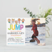 Birthday Photo Trampoline Party Invitation Kaart (Staand voorkant)