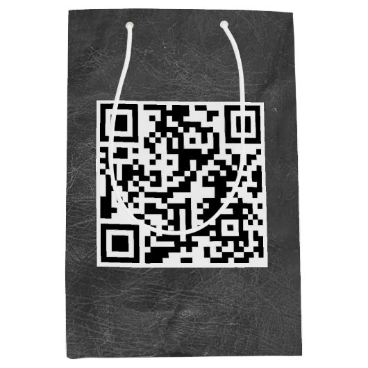 Birthday QR-code op zwart leder Medium Cadeauzakje (Voorkant)