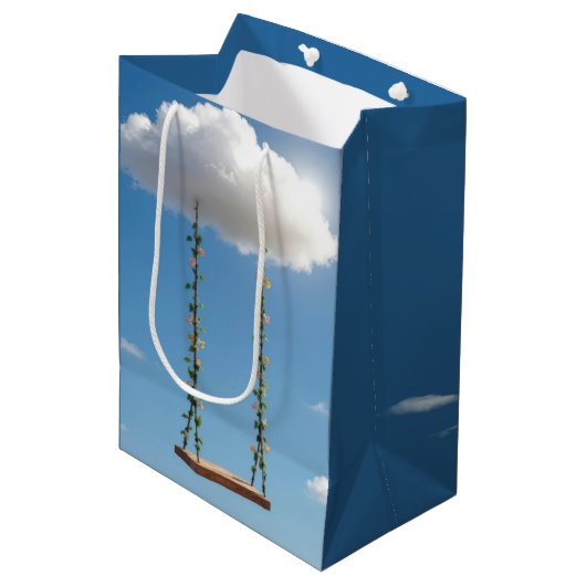 Birthday Swing Hanging From a Cumulus Cloud Medium Cadeauzakje (Voorkant Gekanteld)