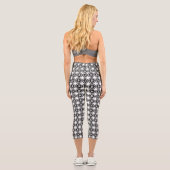 Bitcoin en noir détendu Logo Capri Leggings (Verso)
