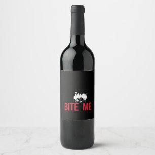 Bite Me: een spookachtige en speelse twist Wijn Etiket