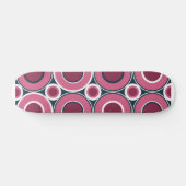 Bitesize magenta donuts met witte marine skateboard (Horizontaal)