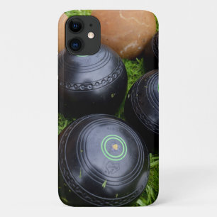 Black and Brown Lawn Bowls iPhone 11 Hoesje