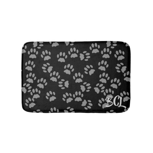 Black and Grey Paw Print Pattern Bath Mat (Voorkant)