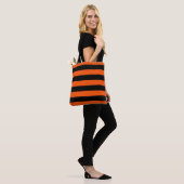 Black and Orange Halloween Stripes Draagtas (Op model)