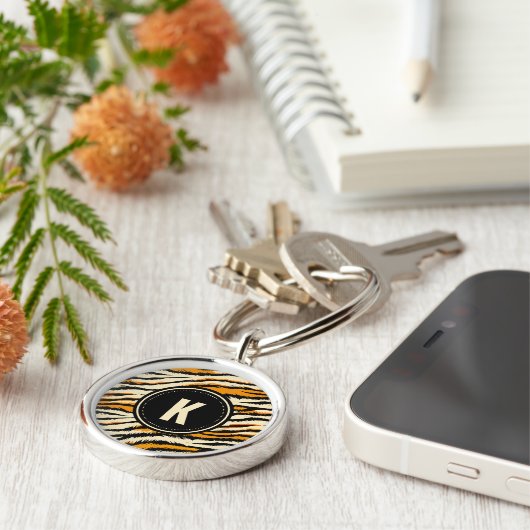 Black and Orange Tiger Pattern Monogram Sleutelhanger (Zijkant)