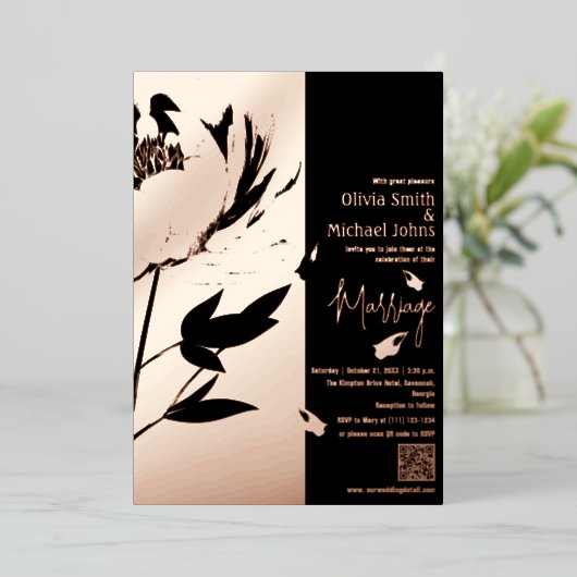 Black and Rose Gold Peony Code QR Invitation (Debout devant)