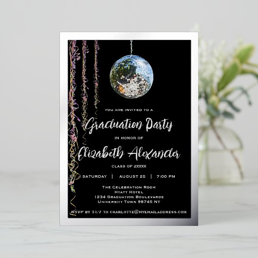 Black and Silver Mirror Ball Afstuderen Folie Uitnodiging (Staand Voorkant)