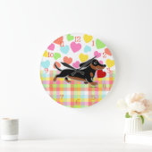 Black and Tan Smooth Dachshund Running Heart Grote Klok (Huis)