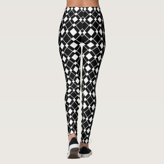 Black and White Diamonds - Lozenge Pattern Leggings (Achterkant)