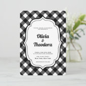 Black and White Gingham wedding invitation (Debout devant)