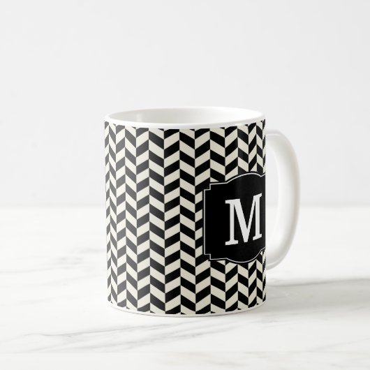 Black and White Herringbone Chevron Pattern Koffiemok (Voorkant rechts)