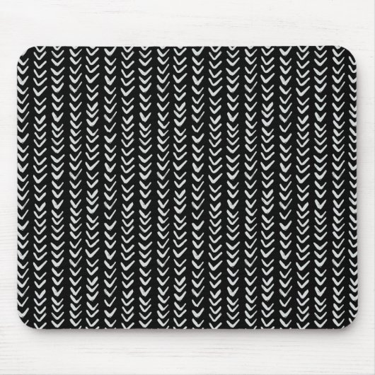 Black and White Herringbone Pattern Mousepad Muismat (Voorkant)