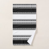Black and white lace braid and horizontal stripes (Serviette à main)