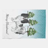 Black and White Papillon Cute Dog in Winter Forest Theedoek (Horizontaal)