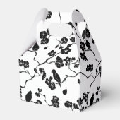 Black and White Pattern Birds on Cherry Blossoms Bedankdoosjes (Achterkant)