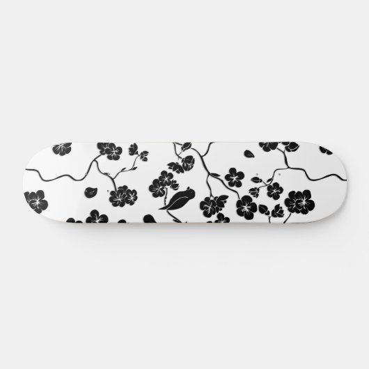 Black and White Pattern Birds on Cherry Blossoms Skateboard (Horizontaal)