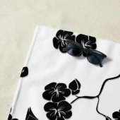 Black and White Pattern Birds on Cherry Blossoms Strandlaken (In situ)