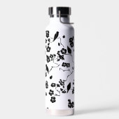 Black and White Pattern Birds on Cherry Blossoms Waterfles (Links)