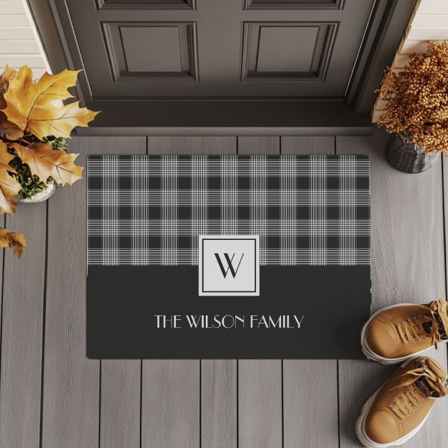 Black And White Plaid Monogram Deurmat (Black And White Plaid Monogram Doormat)