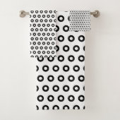 Black and White Polka Ohs Bad Handdoek (Insitu)