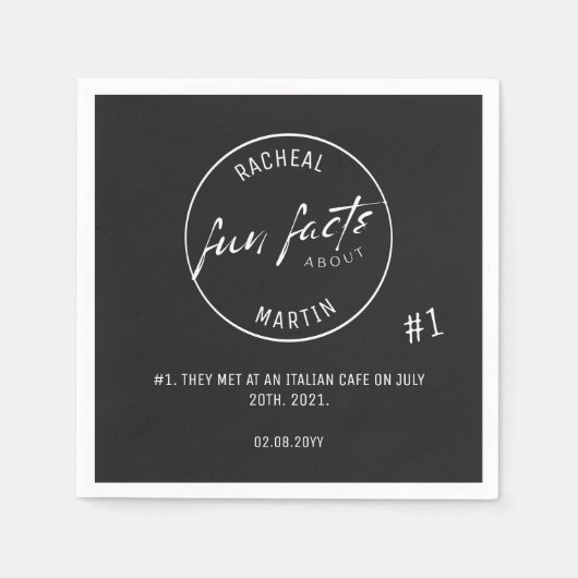 Black and White Simple Fun Facts Weddenschap Servet (Voorkant)