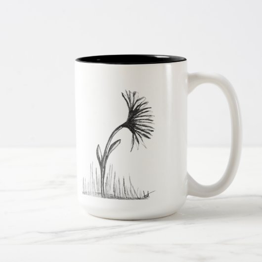 Black and White Sketch of Flower on coffee mug (Droit)