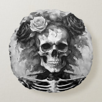Black and White Skull with Roses Gothic Style Rond Kussen