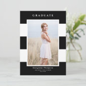 Black and White Stripes Pattern Foto Afstuderen Aankondiging (Staand voorkant)