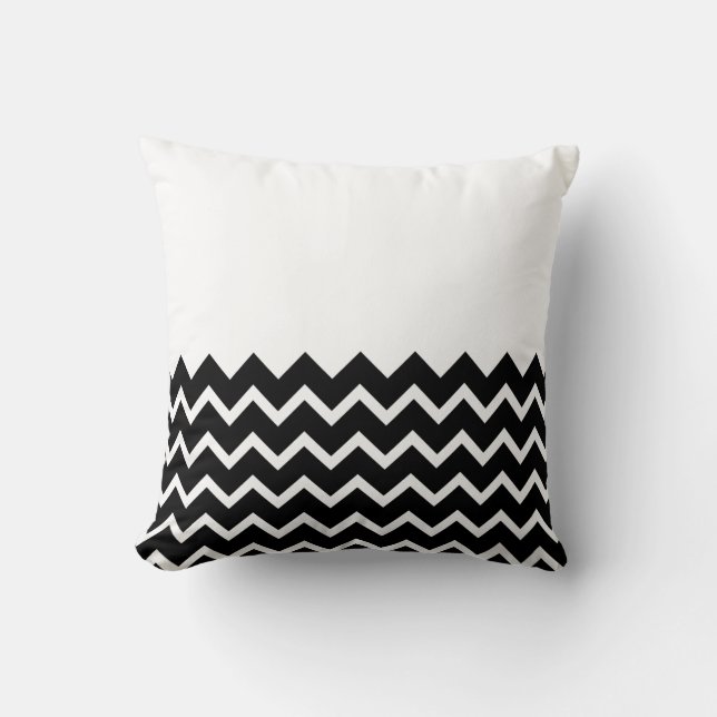 Black and White Zig Zag Pattern. Deel Plain. Kussen (Voorkant)