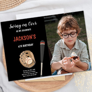 Black Background Baseball Birthday Invitation pho Kaart