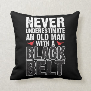 Black Belt Gift Idea - Funny Karate Old Man Kussen
