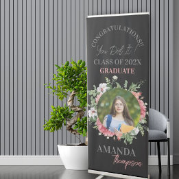 Black Blush Bloemen Fotoklas van 2025 Afstuderen Roll-up Banner
