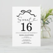 Black Bow Modern Minimalist Sweet 16 Verjaardag Kaart (Staand voorkant)