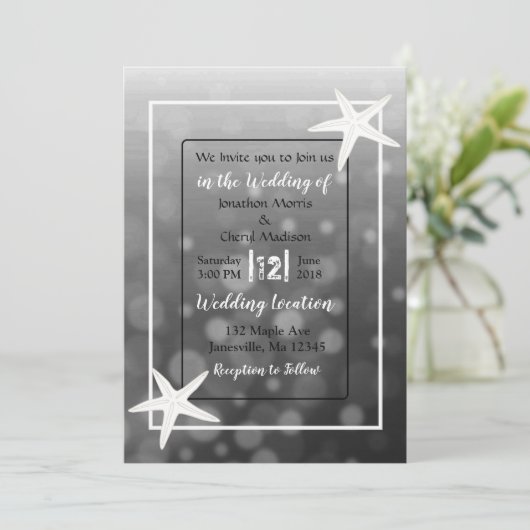 Black Bubbles Starfish Plage Mariage Invitations (Debout devant)